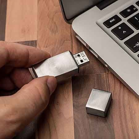 USB-Stick Desire-Silber-128 GB